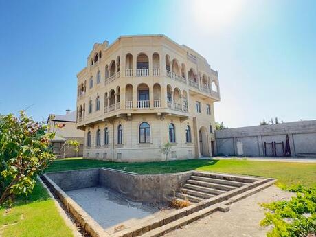 Həyət evi/Bağ evi - Mərdəkan q. - 1400 m²