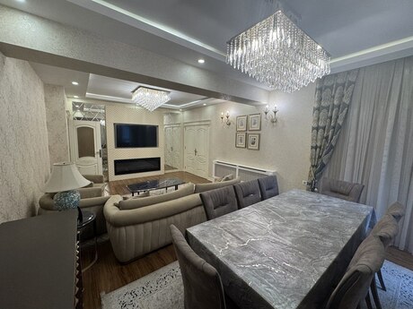 4-комн. новостройка - м. Шах Исмаил Хатаи - 181 м²