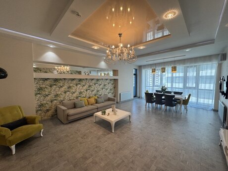 3 otaqlı yeni tikili - Şah İsmayıl Xətai m. - 220 m²
