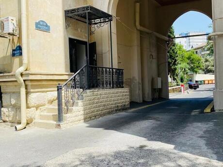 Объект - м. Элмляр Академиясы - 40 м²