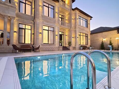7 otaqlı həyət evi/bağ evi - Mərdəkan q. - 500 m²