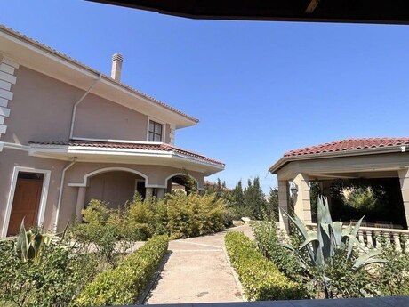 5 otaqlı həyət evi/bağ evi - Masazır q. - 350 m²
