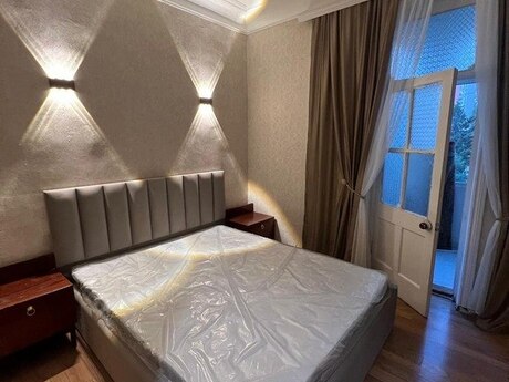3 otaqlı köhnə tikili - Nəriman Nərimanov m. - 80 m²