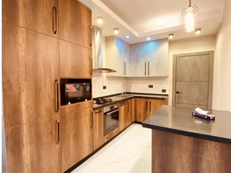 2 otaqlı yeni tikili - 28 May m. - 82 m²