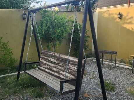 4 otaqlı həyət evi/bağ evi - Buzovna q. - 140 m²