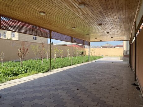 5 otaqlı həyət evi/bağ evi - Sulutəpə q. - 210 m²