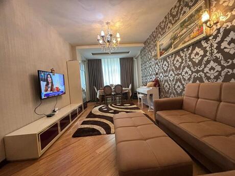 2-комн. новостройка - м. Элмляр Академиясы - 65 м²