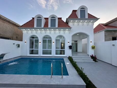 4 otaqlı həyət evi/bağ evi - Buzovna q. - 140 m²