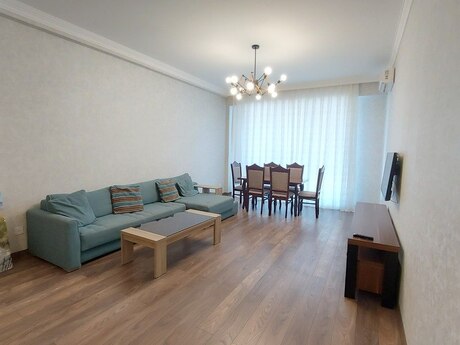 2 otaqlı yeni tikili - Nəsimi r. - 75 m²