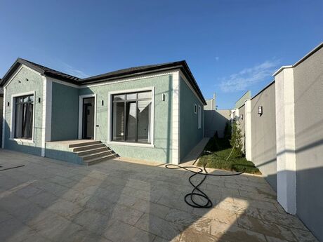 4 otaqlı həyət evi/bağ evi - Şüvəlan q. - 130 m²