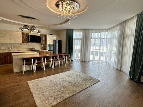 5-комн. новостройка - м. 28 мая - 210 м²