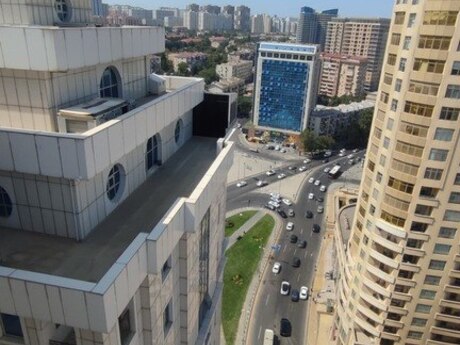 Obyekt - Nizami m. - 323.6 m²