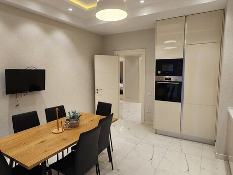 2 otaqlı yeni tikili - Ağ şəhər q. - 90 m²