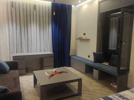 5 otaqlı həyət evi/bağ evi - Şıxov q. - 350 m²