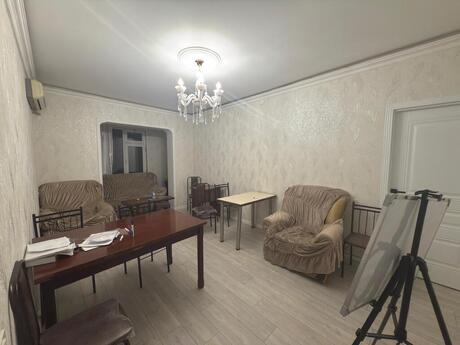 2 otaqlı köhnə tikili - Gənclik m. - 60 m²