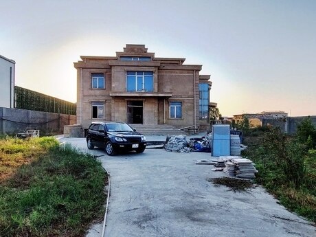 Elan №5415836 - Bakı, Mərdəkan q., 8 otaqlı, 1700 m²