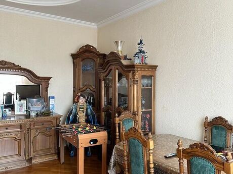 3-комн. вторичка - Насиминский  р. - 80 м²