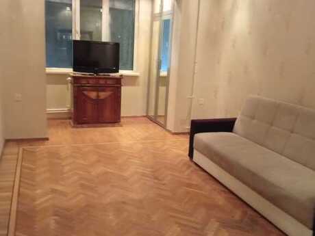 4 otaqlı köhnə tikili - Binəqədi r. - 100 m²