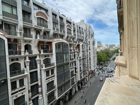 4 otaqlı yeni tikili - Sahil m. - 220 m²