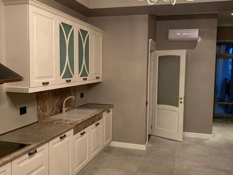 3 otaqlı yeni tikili - Nəsimi r. - 180 m²