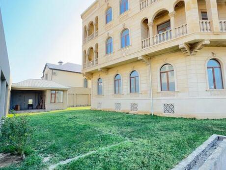 Həyət evi/Bağ evi - Mərdəkan q. - 1400 m²