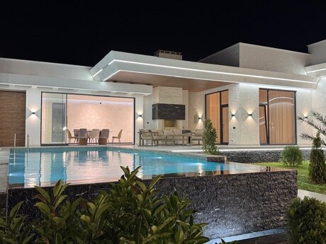 5 otaqlı həyət evi/bağ evi - Mərdəkan q. - 260 m²
