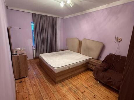 4-комн. вторичка - м. Иншаатчылар - 150 м²