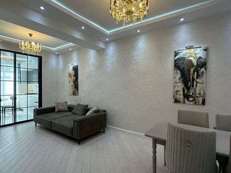 2 otaqlı yeni tikili - 8-ci mikrorayon q. - 68 m²