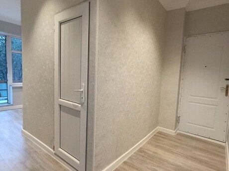 1-комн. вторичка - м. Нефтчиляр - 65 м²