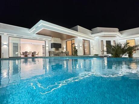5 otaqlı həyət evi/bağ evi - Mərdəkan q. - 400 m²