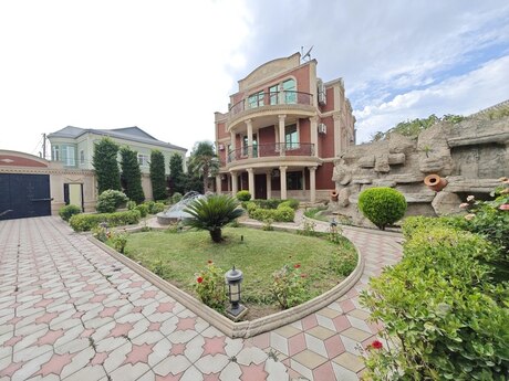 6 otaqlı həyət evi/bağ evi - Bakıxanov q. - 350 m²
