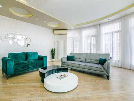 3 otaqlı yeni tikili - Şah İsmayıl Xətai m. - 147 m²