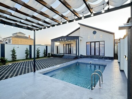 4 otaqlı həyət evi/bağ evi - Şüvəlan q. - 160 m²