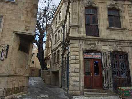 4 otaqlı ofis - İçəri Şəhər m. - 125 m²