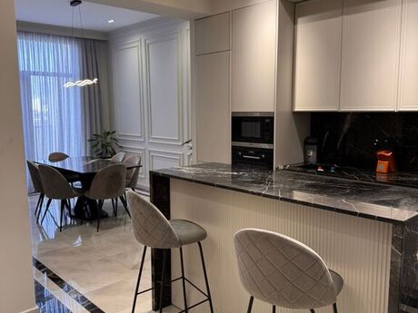 5-room apartment for rent, 230 m², Ağ şəhər: 2 900 ₼/mo 2