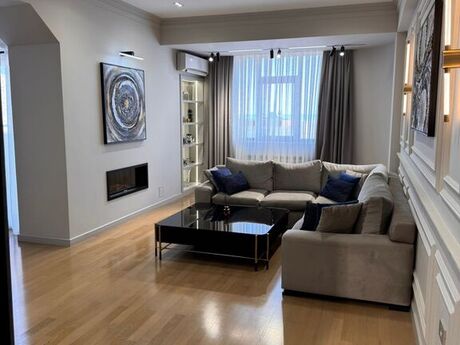 5-room apartment for rent, 230 m², Ağ şəhər: 2 900 ₼/mo 3