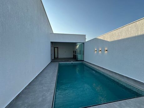 4 otaqlı həyət evi/bağ evi - Mərdəkan q. - 140 m²