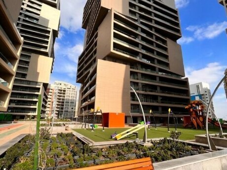 2-комн. новостройка - м. 8 ноября - 105 м²