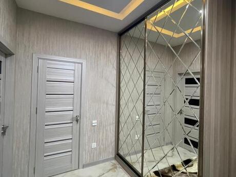 2-комн. новостройка - м. 8 ноября - 105 м²