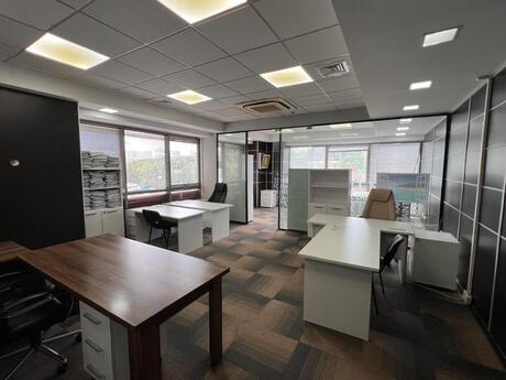 10 otaqlı yeni tikili - Şah İsmayıl Xətai m. - 506 m²