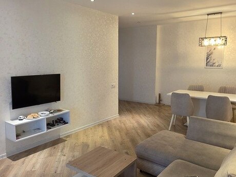 Elan №5424496 - Bakı, 8 Noyabr m., 2 otaqlı, 105 m², 10/27 mərtəbə