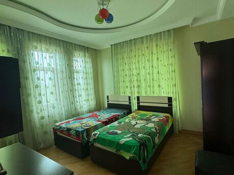 5-комн. дом/дача - пос. Пиршаги - 300 м²