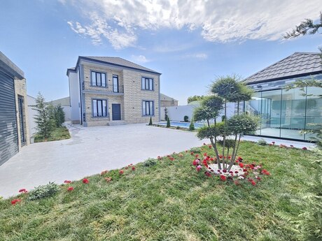7 otaqlı həyət evi/bağ evi - Mərdəkan q. - 270 m²