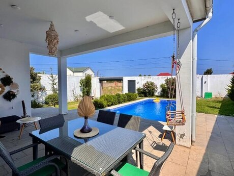 4 otaqlı həyət evi/bağ evi - Mərdəkan q. - 180 m²