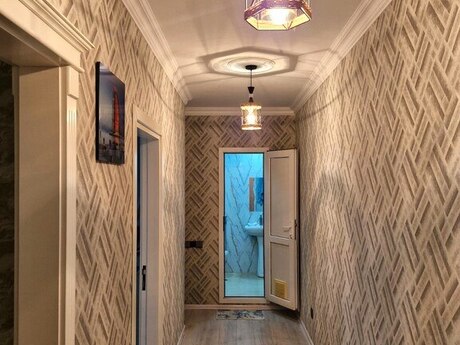 3 otaqlı köhnə tikili - Bakıxanov q. - 60 m²