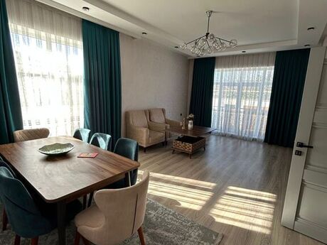 7-комн. дом/дача - м. Азадлыг проспекти - 450 м²