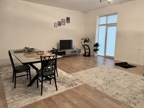 2 otaqlı köhnə tikili - Nəriman Nərimanov m. - 105 m²