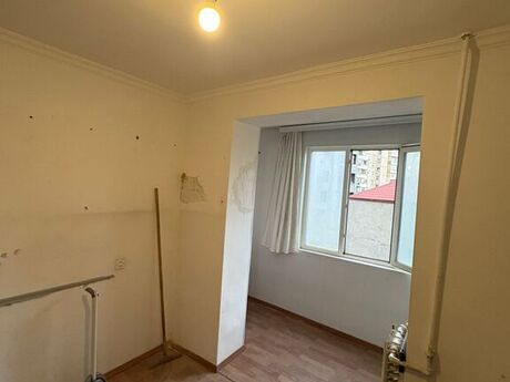 5 otaqlı köhnə tikili - Həzi Aslanov m. - 110 m²