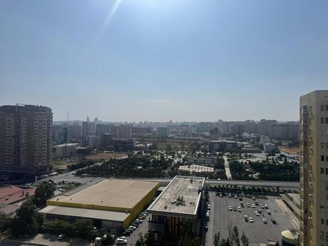 5 otaqlı yeni tikili - Şah İsmayıl Xətai m. - 170 m²