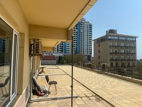 Obyekt - Şah İsmayıl Xətai m. - 400 m²